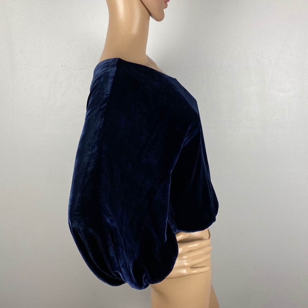 ALICE + OLIVIA REVOLVE BLUE ONE-SHOULDER VELVET TOP - Picture 4 of 8